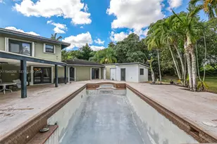 18975 SW 224th St, Miami, FL 33170 - Photo 58