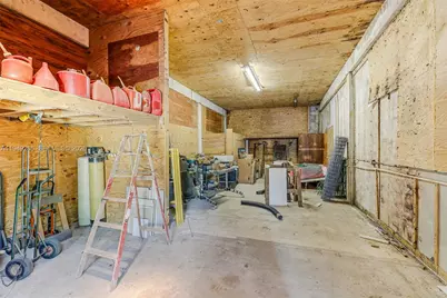 18975 SW 224th St, Miami, FL 33170 - Photo 70