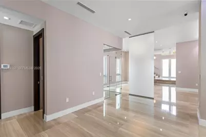 8415 NW 34th Dr, Doral, FL 33122 - Photo 38