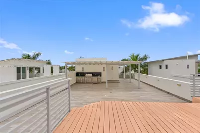 8415 NW 34th Dr, Doral, FL 33122 - Photo 86