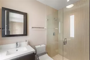 8415 NW 34th Dr, Doral, FL 33122 - Photo 80
