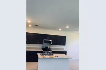 157 NE 27th Ter #157, Homestead, FL 33033 - Photo 4