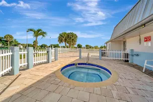 5208 SW 34th St, Davie, FL 33314 - Photo 30