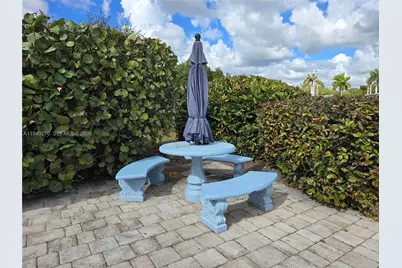 5204 SW 34th St, Davie, FL 33314 - Photo 32