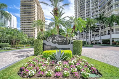 20191 E Country Club Dr #601, Aventura, FL 33180 - Photo 42
