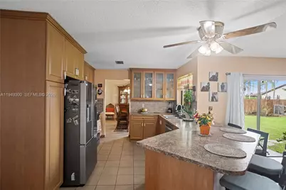 15824 Cotswold Ct, Davie, FL 33331 - Photo 20