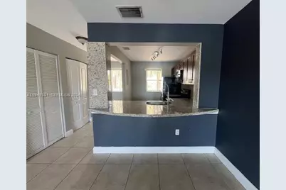 5200 NW 31st Ave #34, Fort Lauderdale, FL 33309 - Photo 8
