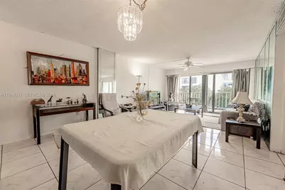 200 178th Dr #406, Sunny Isles Beach, FL 33160 - Photo 2