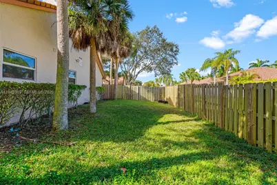 10941 W Broward Blvd, Plantation, FL 33324 - Photo 18