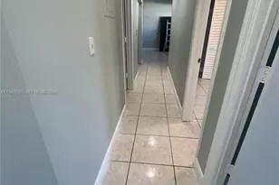 603 NW 97th St, Miami, FL 33150 - Photo 8