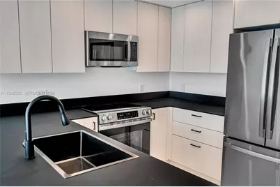 345 Ocean Dr #508, Miami Beach, FL 33139 - Photo 14