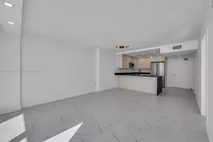 345 Ocean Dr, Miami Beach, FL 33139 - Photo 12