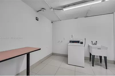 345 Ocean Dr #508, Miami Beach, FL 33139 - Photo 28