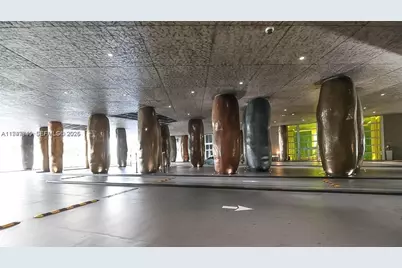 465 Brickell Ave #2101, Miami, FL 33131 - Photo 24