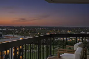 2425 Presidential Way, West Palm Beach, FL 33401 - Photo 32