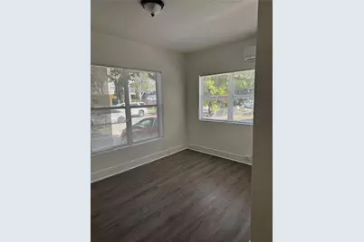 1552 SW 2nd St #1, Miami, FL 33135 - Photo 4
