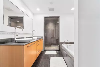 3801 Collins Ave #1105, Miami Beach, FL 33140 - Photo 32