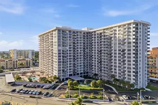 405 N Ocean Blvd, Pompano Beach, FL 33062 - Photo 36