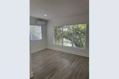 1552 SW 2nd St #8, Miami, FL 33135 - Photo 10