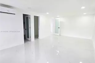 10525 SW 112th St, Miami, FL 33176 - Photo 16