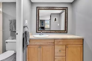 16565 NE 26th Ave, North Miami Beach, FL 33160 - Photo 22