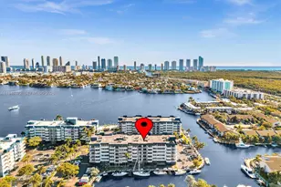 16565 NE 26th Ave, North Miami Beach, FL 33160 - Photo 2