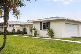 17220 SW 83rd Ct, Palmetto Bay, FL 33157 - Photo 2