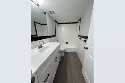 1360 Collins Ave #202, Miami Beach, FL 33139 - Photo 4