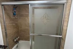 2801 NE 183rd St, Aventura, FL 33160 - Photo 10