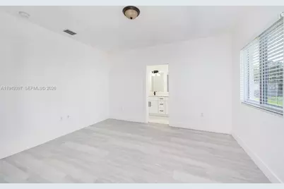 12047 12049 SW 213th St, Miami, FL 33177 - Photo 12