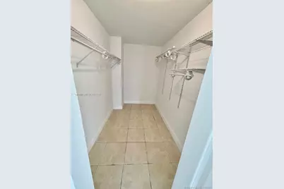 1800 Collins Ave #7C, Miami Beach, FL 33139 - Photo 22
