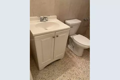 626 NE 61st St #5, Miami, FL 33137 - Photo 6