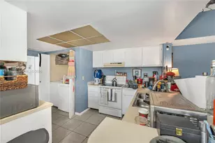 9266 W Atlantic Blvd, Coral Springs, FL 33071 - Photo 6