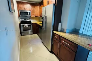 4717 NW 7th St, Miami, FL 33126 - Photo 4