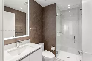 700 NE 24th St, Miami, FL 33137 - Photo 16