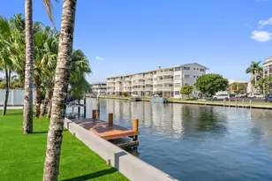 430 Tamarind Dr, Hallandale Beach, FL 33009 - Photo 22