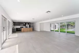 430 Tamarind Dr, Hallandale Beach, FL 33009 - Photo 28
