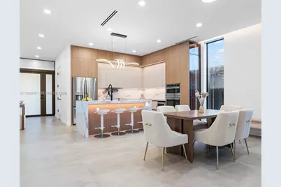 2823 SW 23rd Ter, Miami, FL 33145 - Photo 6