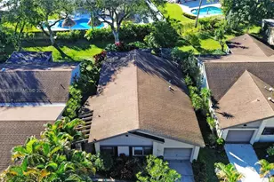 2214 Seagrape Cir, Coconut Creek, FL 33066 - Photo 20