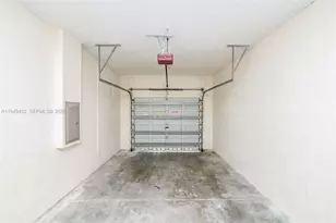 1911 Madeira Dr, Weston, FL 33327 - Photo 56