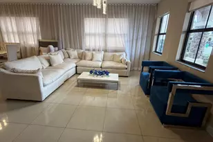 9855 NW 89th Terrace, Doral, FL 33178 - Photo 2