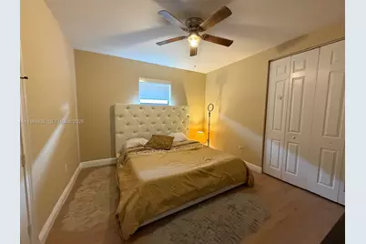 9855 NW 89th Ter, Doral, FL 33178 - Photo 16