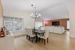 8615 Bridle Path Ct, Davie, FL 33328 - Photo 10