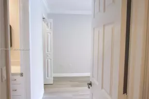 10681 SW 156th Pl, Miami, FL 33196 - Photo 12