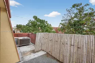 3516 Gardens E Dr, Palm Beach Gardens, FL 33410 - Photo 30