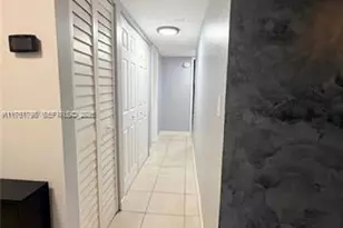 8931 N New River Canal Rd, Plantation, FL 33324 - Photo 14