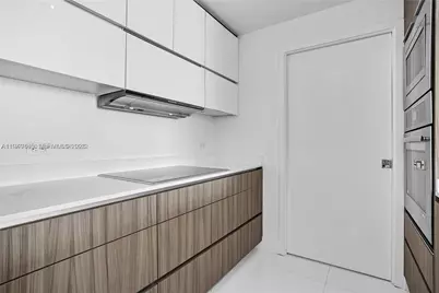 600 NE 27th St #2904, Miami, FL 33137 - Photo 12