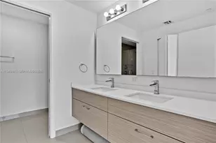 600 NE 27th St, Miami, FL 33137 - Photo 26