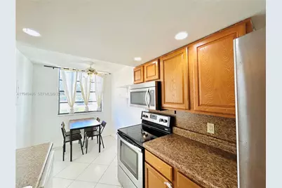 6190 Woodlands Blvd #113, Tamarac, FL 33319 - Photo 10