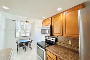 6190 Woodlands Blvd, Tamarac, FL 33319 - Photo 10